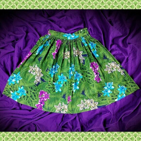 Vtg 1980s Green Floral Lillies VLV Tiki Hawaiian A Line Cotton Skirt XS Pin Up - Picture 1 of 6